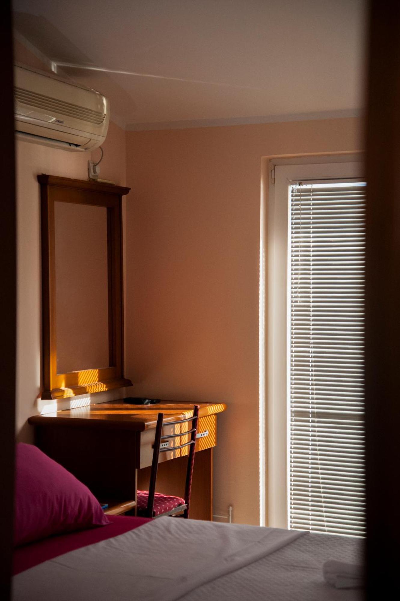 Apartments Mako Χέρτσεγκ Νόβι Εξωτερικό φωτογραφία