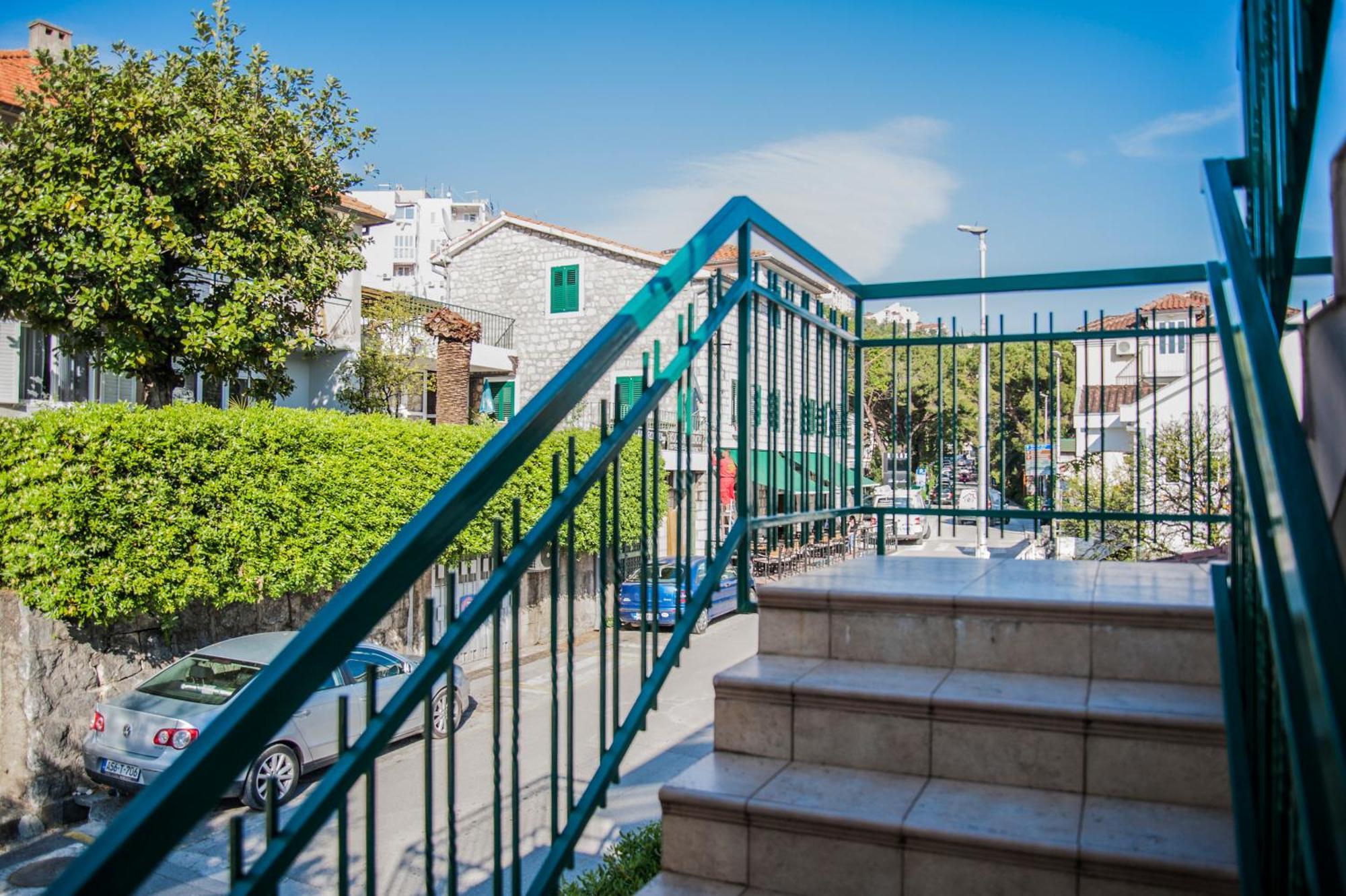 Apartments Mako Χέρτσεγκ Νόβι Εξωτερικό φωτογραφία
