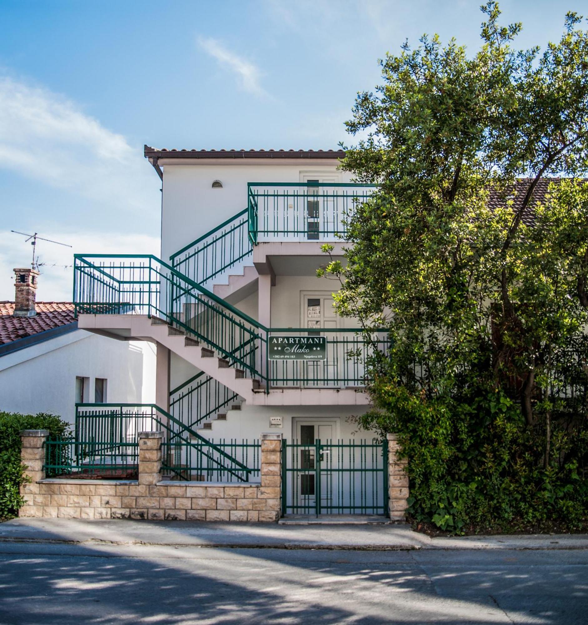 Apartments Mako Χέρτσεγκ Νόβι Εξωτερικό φωτογραφία