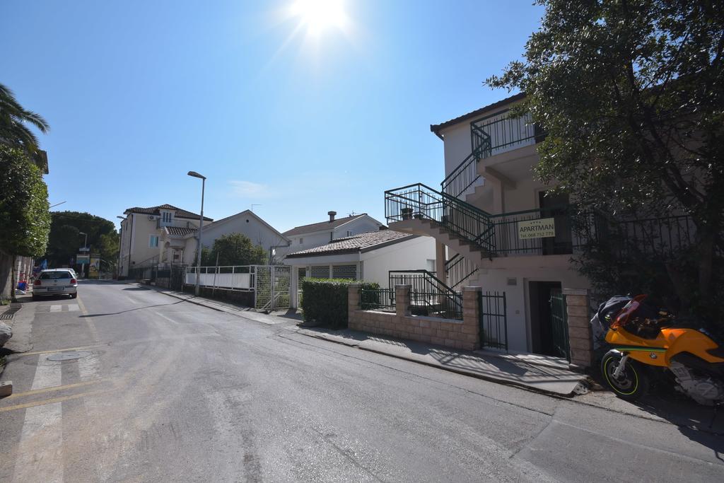 Apartments Mako Χέρτσεγκ Νόβι Εξωτερικό φωτογραφία